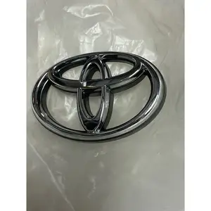 Toyota 瑞獅（92-98） 水箱護罩標誌
