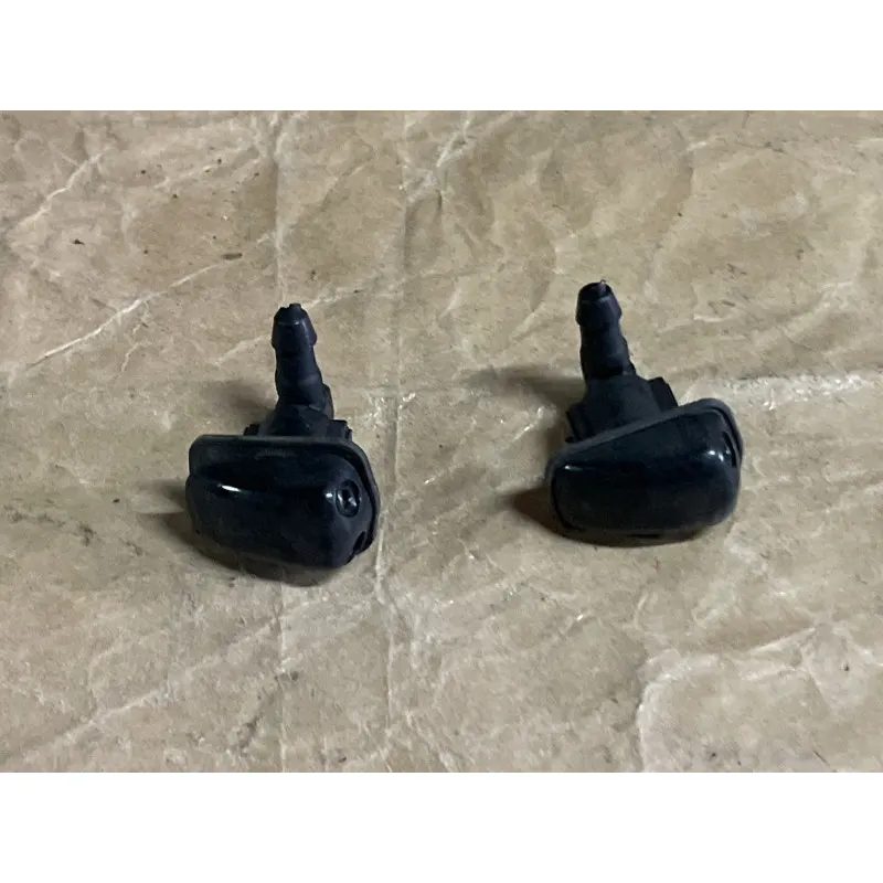 Toyota Corona,Corolla，Camry  Tercel 噴水頭（2個1組）