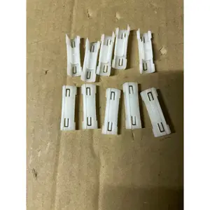 雷諾 TWINGO 正廠屋頂水槽飾條固扣子（10個）