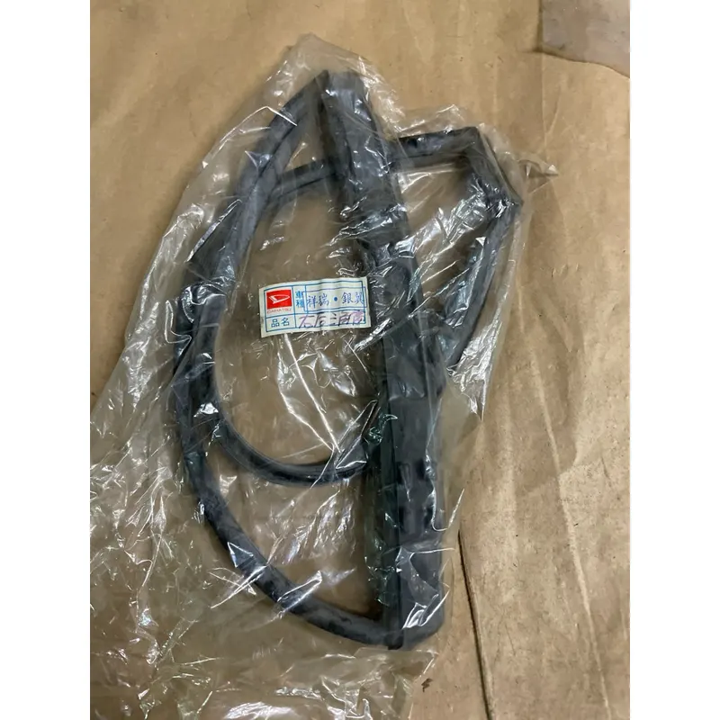 大發 祥瑞 銀翼 原廠 後三角窗橡皮
