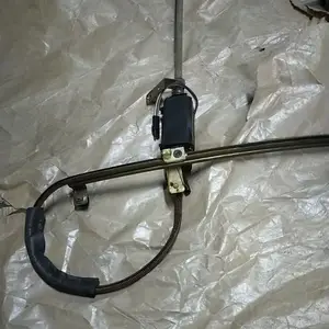 Fiat 蘭吉雅THEMA/克拉瑪(88年)車窗升降機 電動窗升降機 右前門